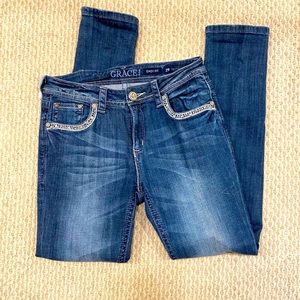 GRACE in LA Jeans